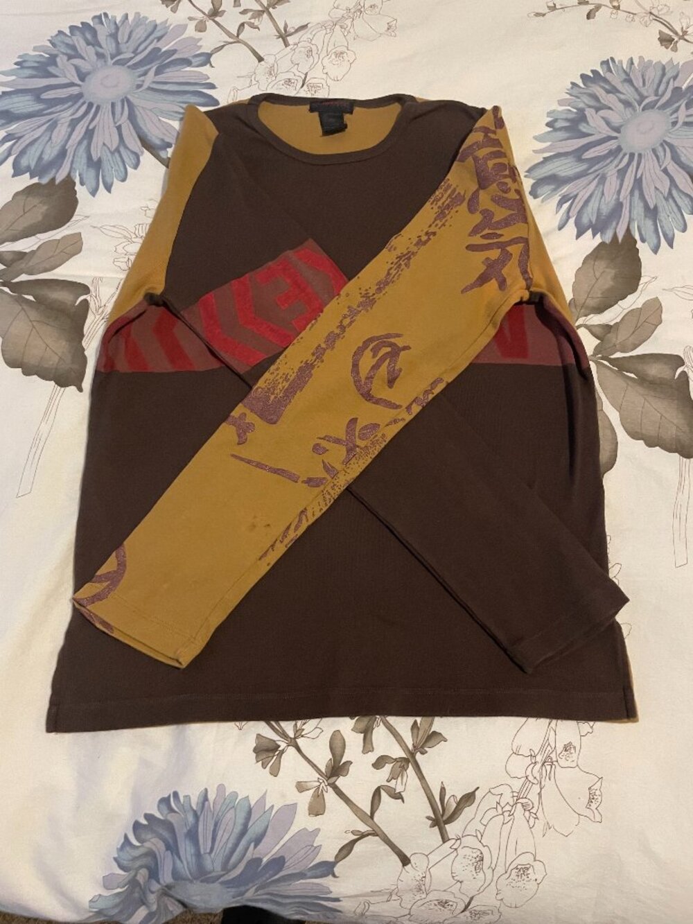 Custo Size S (1) Long Sleeve